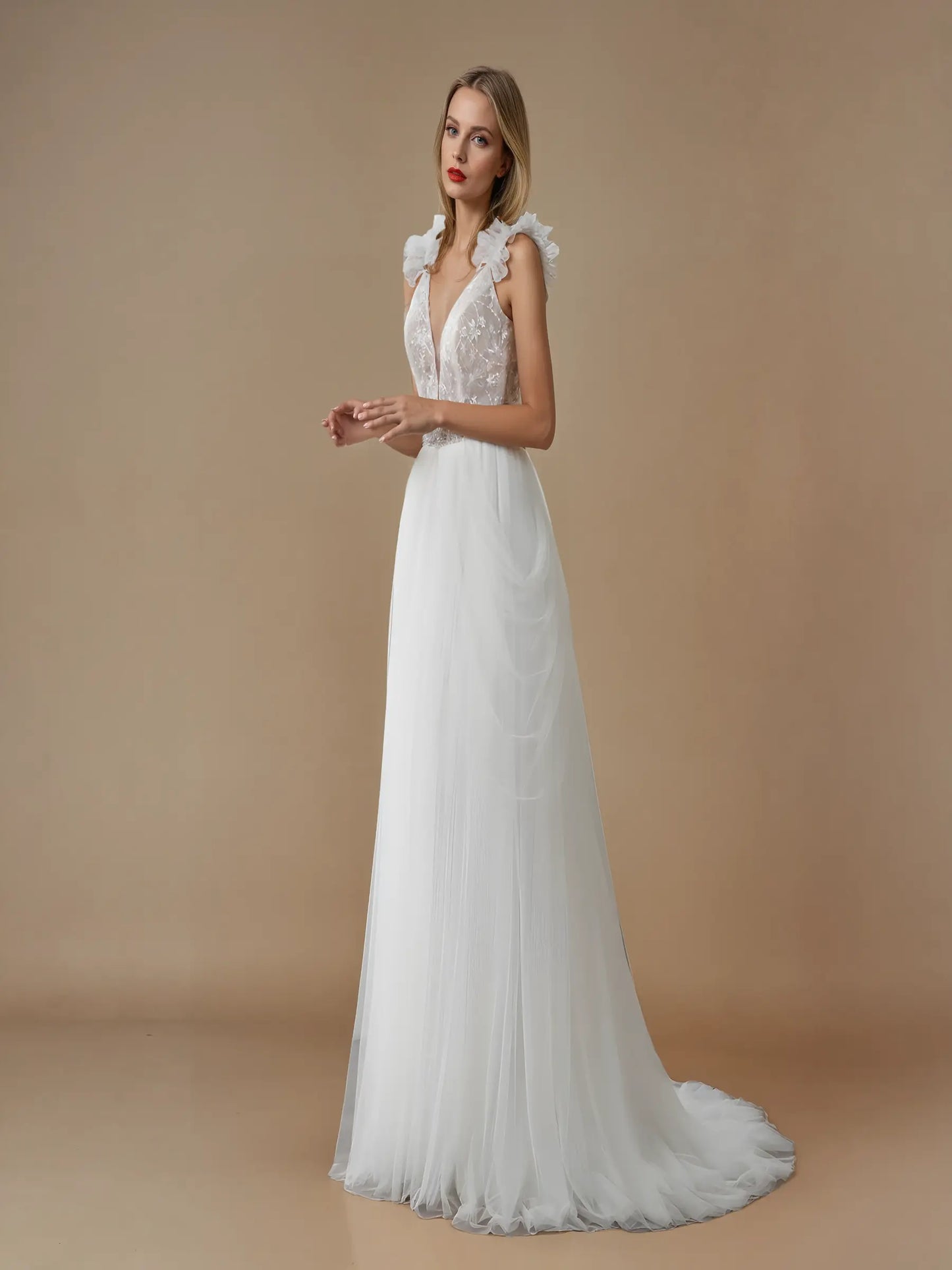 Ismena Puff Sleeve Lace Gown