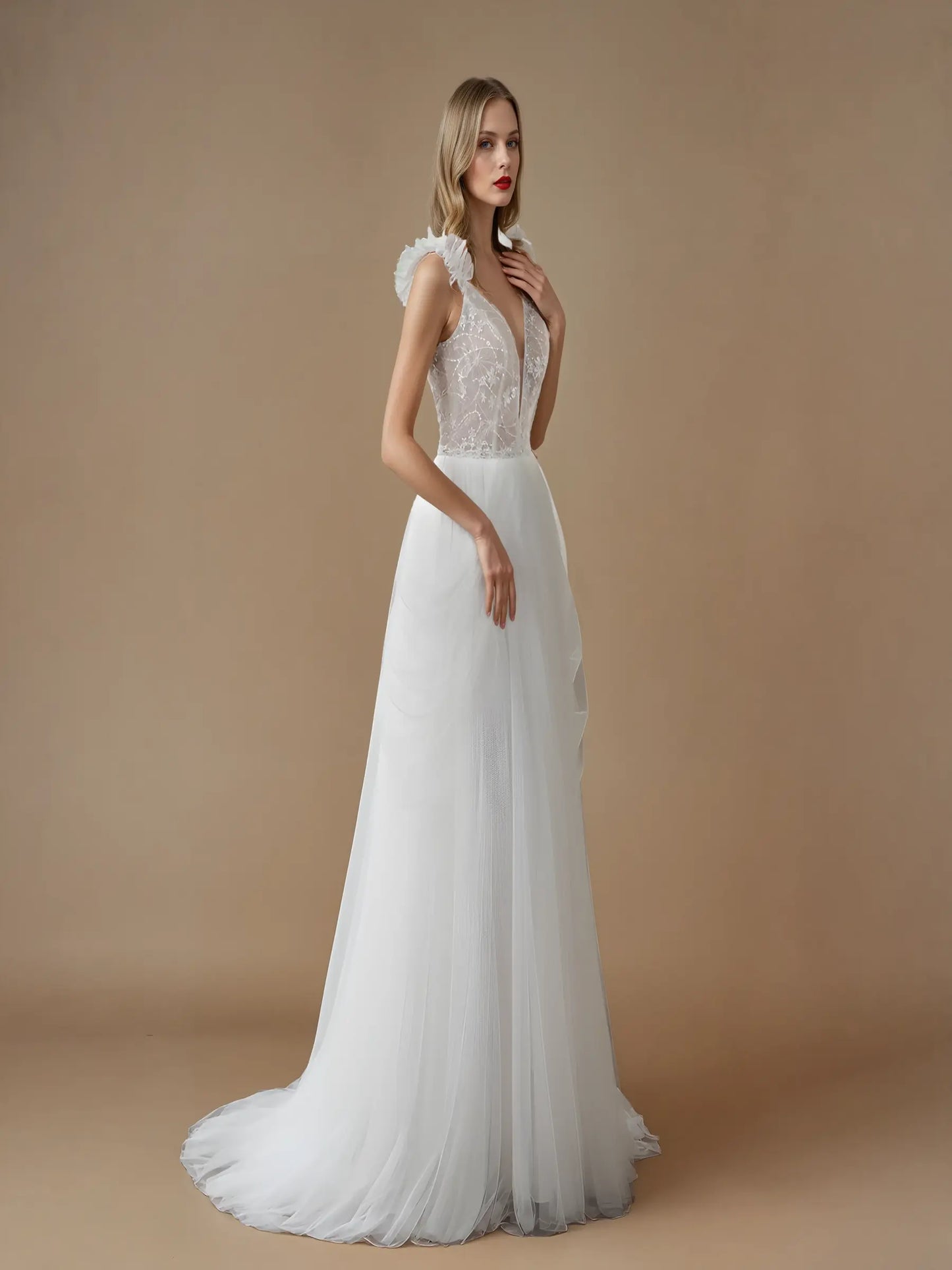 Ismena Puff Sleeve Lace Gown