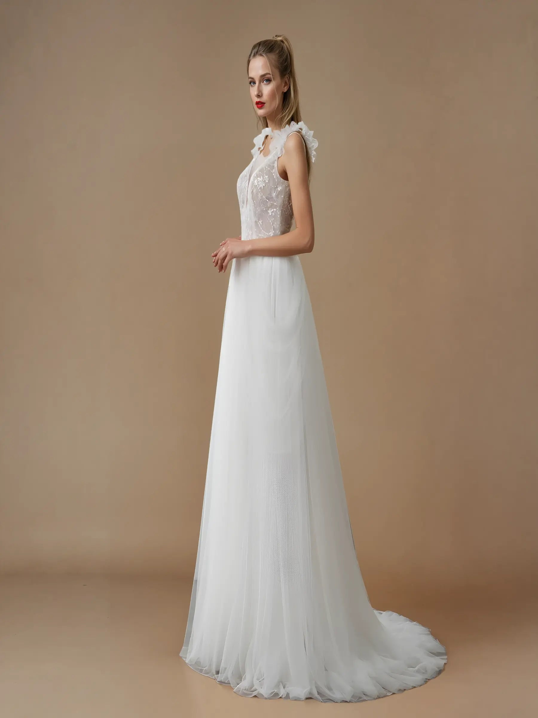 Ismena Puff Sleeve Lace Gown