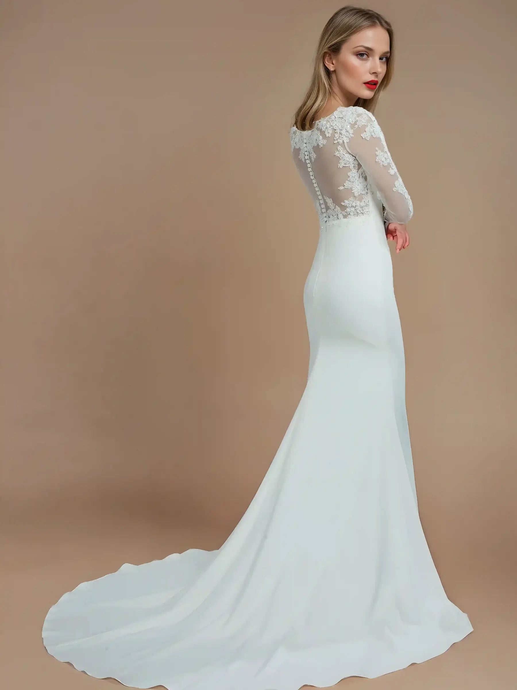 Mermaid Tulle Wedding Gown with Illusion O-Neck and Lace Appliqué