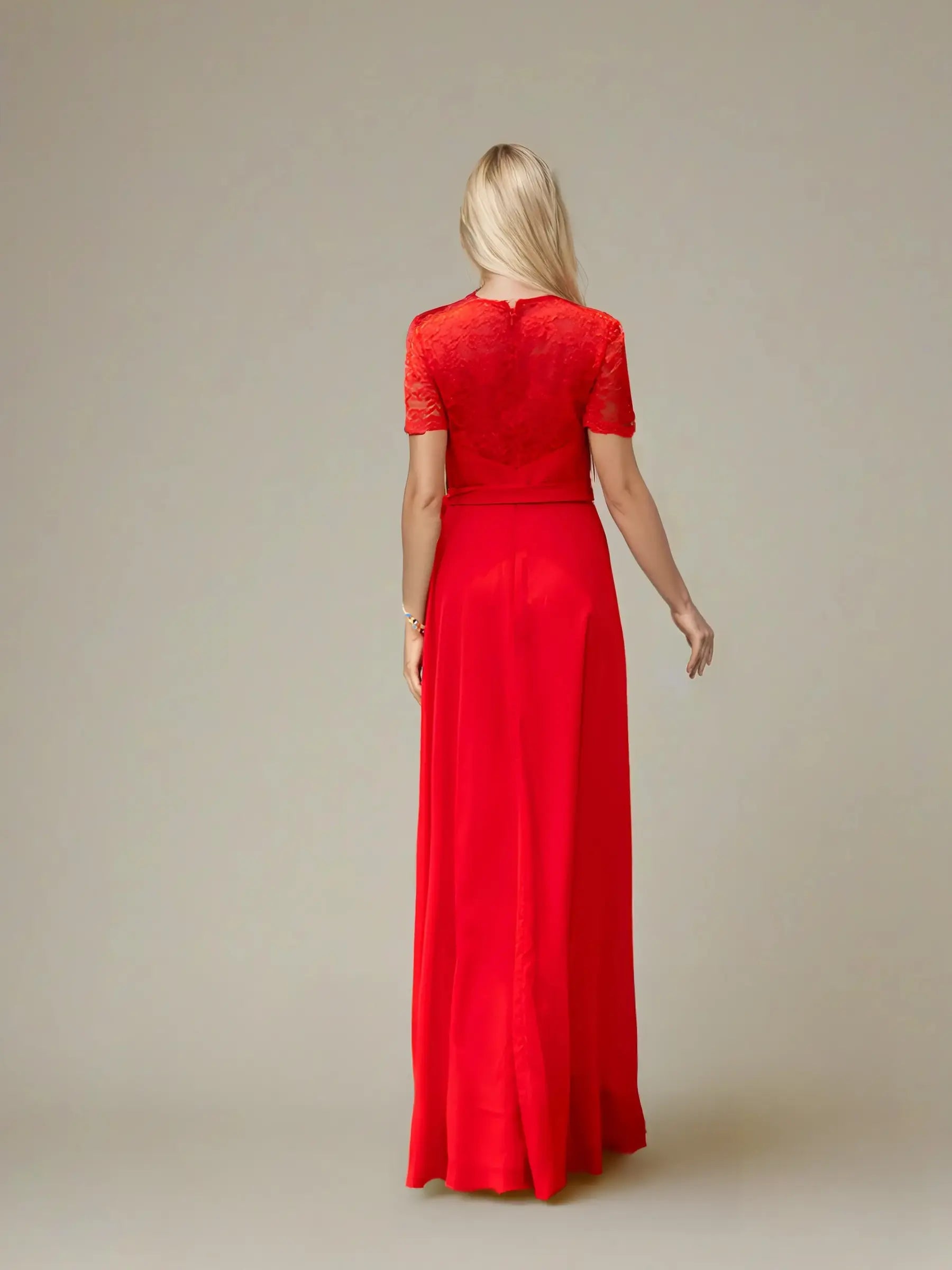 Full Sleeve O-Neck Embroidered Chiffon