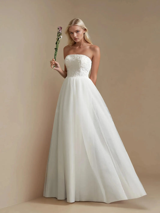 Sweetheart Tulle Wedding Gown with Royal Train