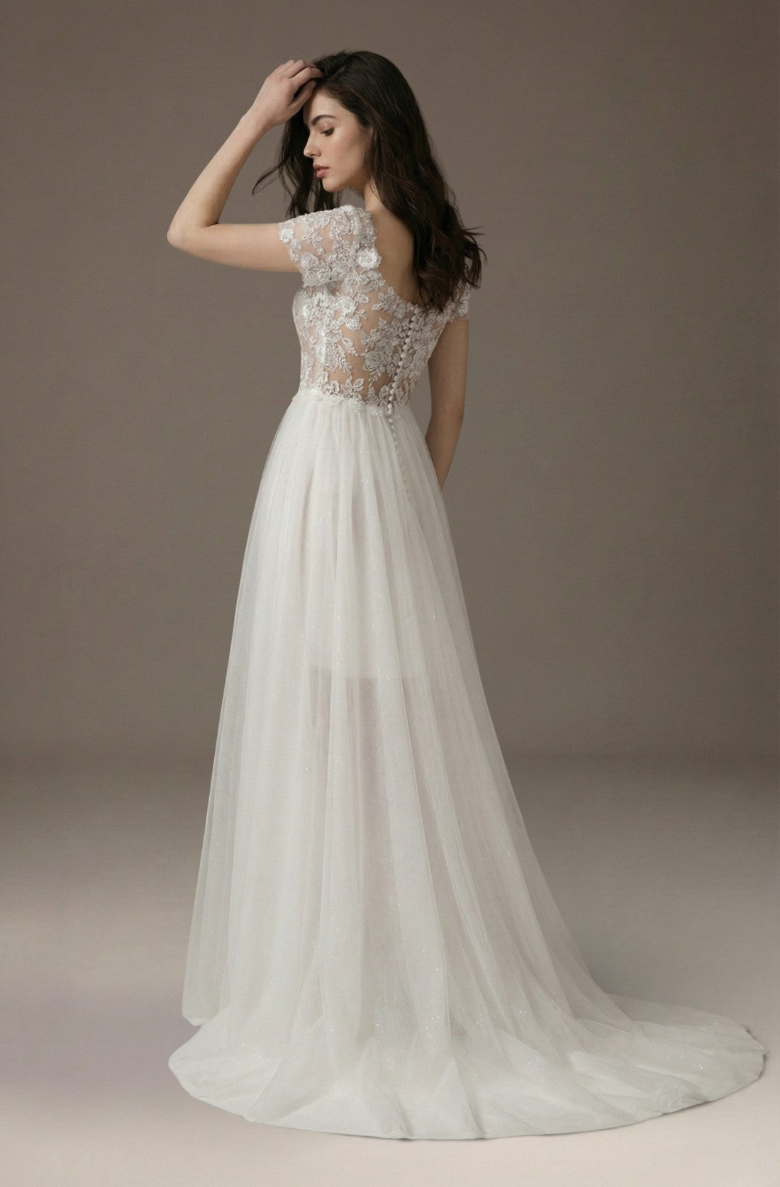 Célina Watteau Lace Gown