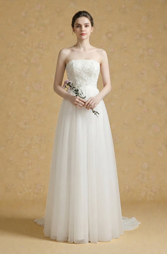 Sweetheart Tulle Wedding Gown with Royal Train
