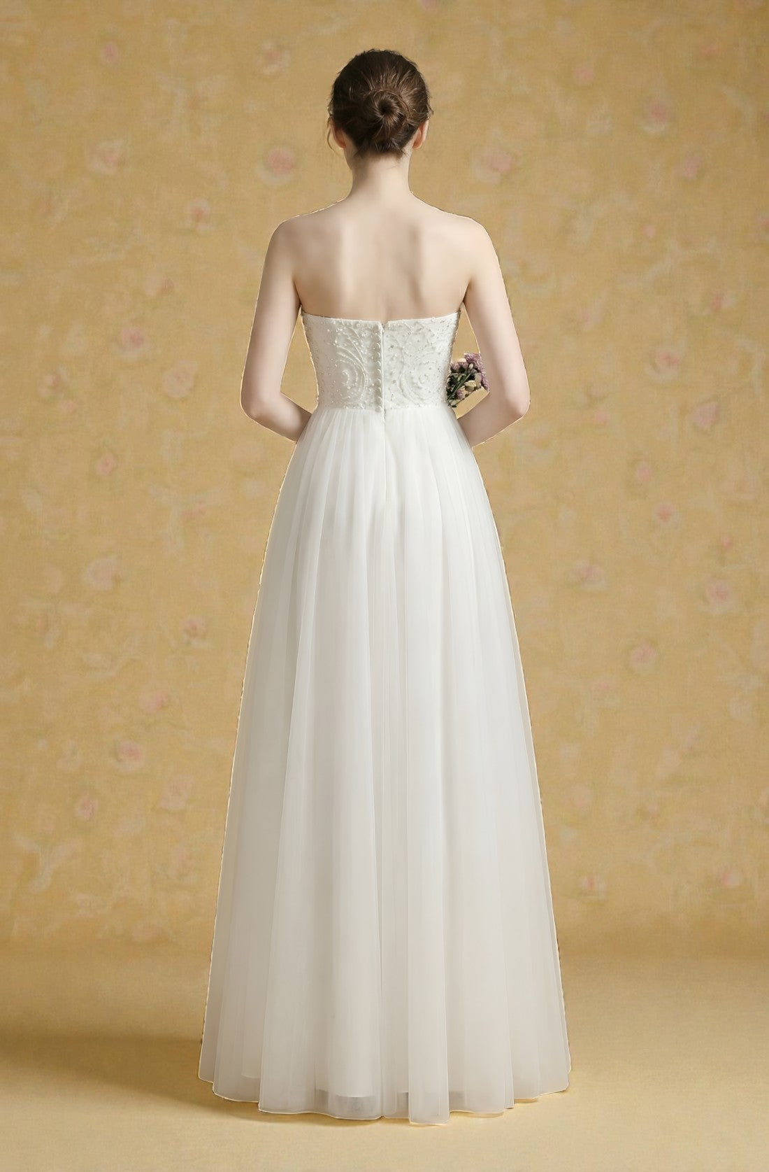 Sweetheart Tulle Wedding Gown with Royal Train