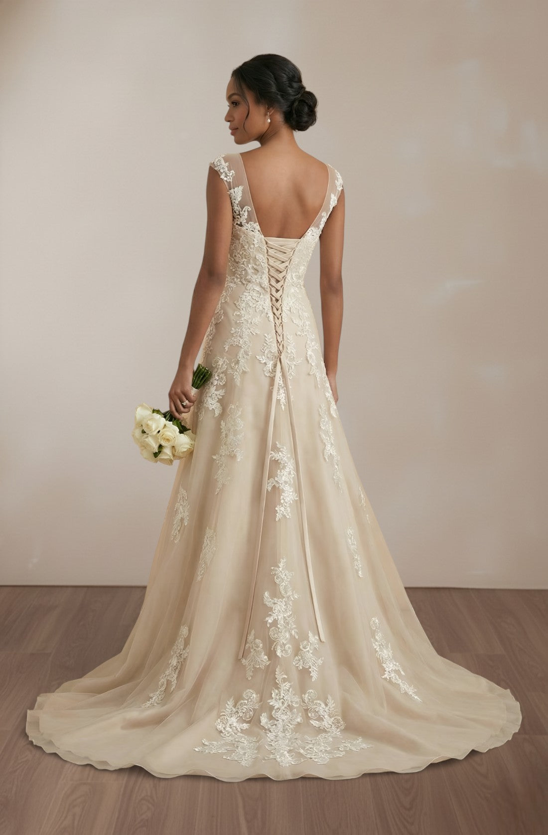 Elanora Sweetheart Lace Gown