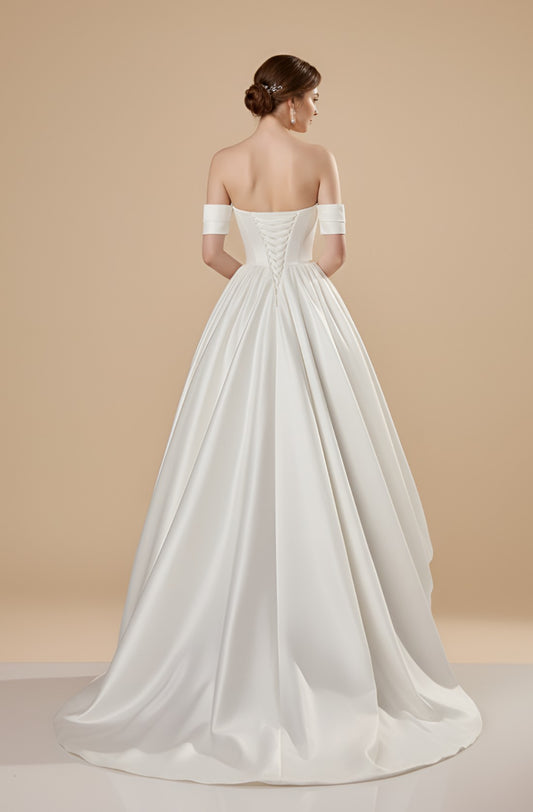 Alenya Sweetheart Lace Gown