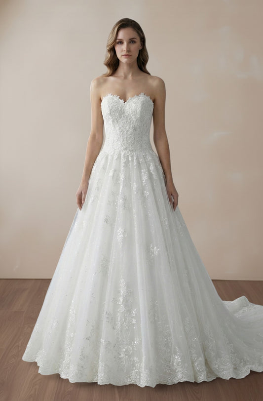 Seraphina Keyhole Lace Gown