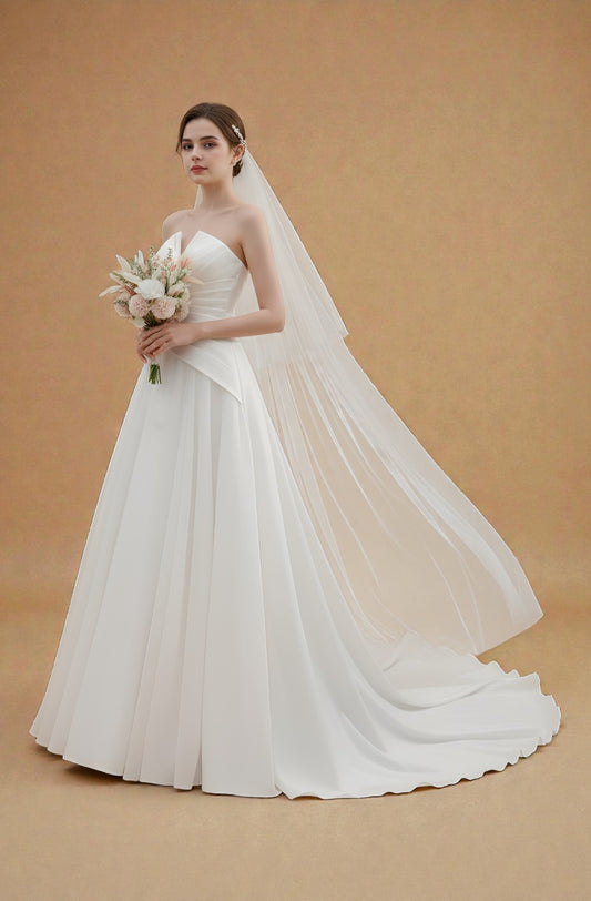 Amelina Off-Shoulder Lace Gown