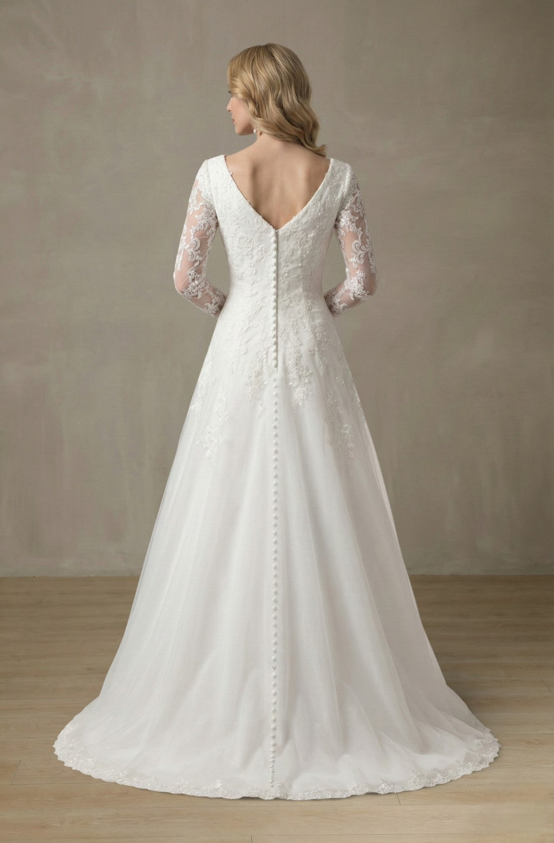 Maelis Woolen Ball Gown